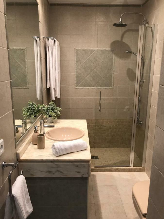 Apartamento Las Doblas , Parking Gratis Kordoba Bagian luar foto
