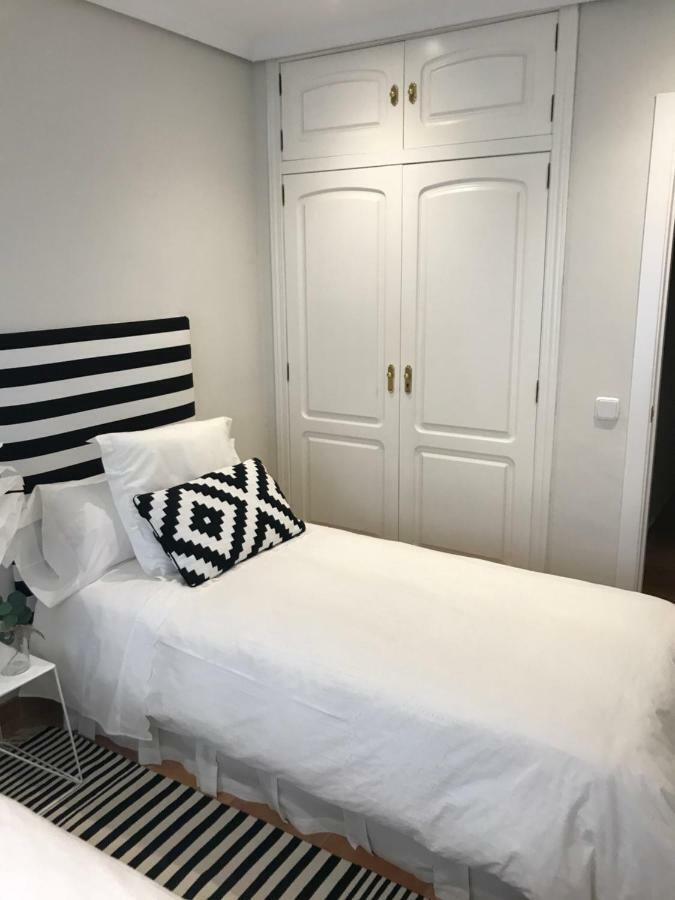 Apartamento Las Doblas , Parking Gratis Kordoba Bagian luar foto